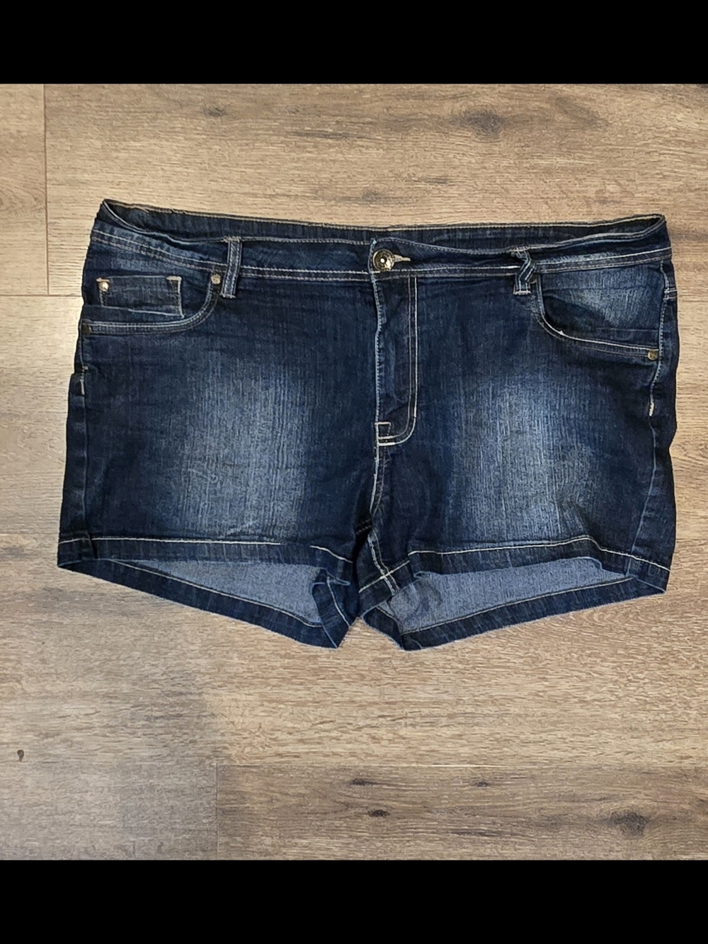 mySTYLE Women's Dark Wash Denim Shorts - Size 16 - Picture 2 of 4